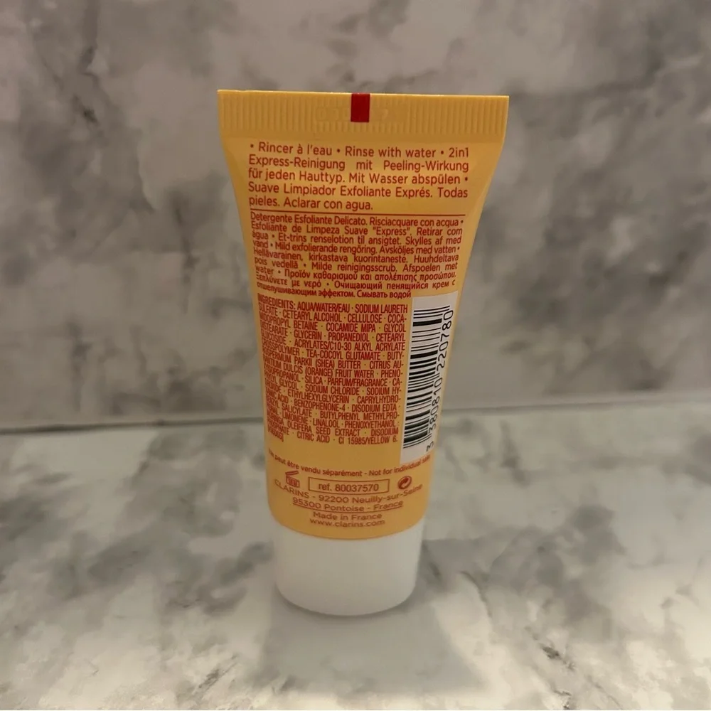 New! Clarins Paris One Step Gentle Exfoliating Cleanser 1oz Travel size